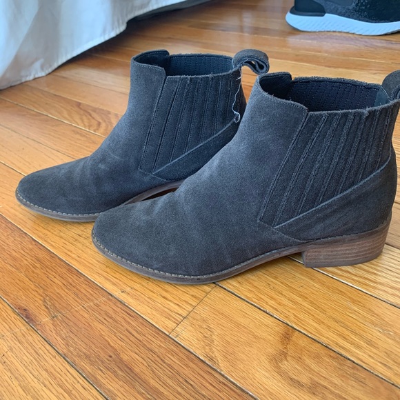 Dolce Vita Bootie - Picture 4 of 8